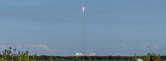 Kennedy Space Center Space Launch Complex 40 (SLC-40): Start einer Falcon 9 (mit Cargo Dragon C209)