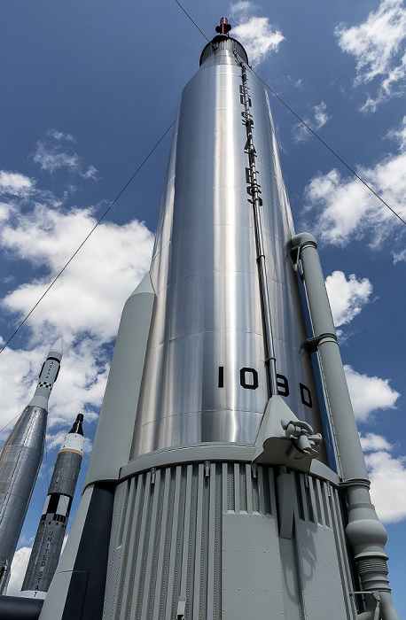 Kennedy Space Center Visitor Complex: Rocket Garden mit Mercury-Atlas Rocket Kennedy Space Center