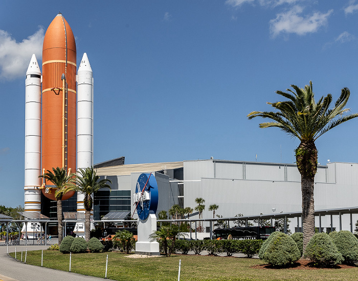 Kennedy Space Center Visitor Complex: Replica Space Shuttle solid rocket boosters and external tank, Space Shuttle Atlantis Building Kennedy Space Center