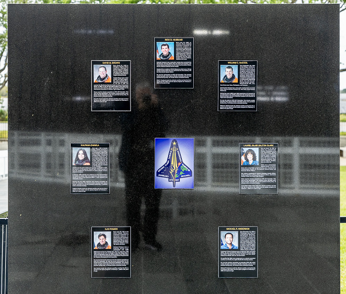 Kennedy Space Center Visitor Complex: The Astronauts Memorial Foundation Kennedy Space Center