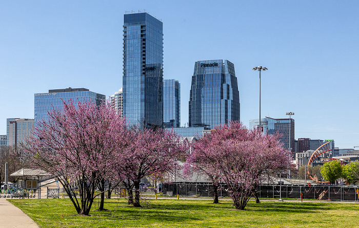 Downtown mit (v.l.) 222 Second Avenue, Four Seasons Hotel & Private Residents Nashville und The Pinnacle at Symphony Place Nashville