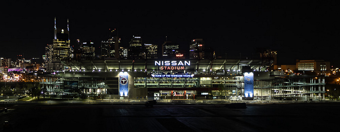 Blick aus dem La Quinta Inn & Suites Nashville Downtown/Stadium: Nissan Stadium, Downtown Nashville