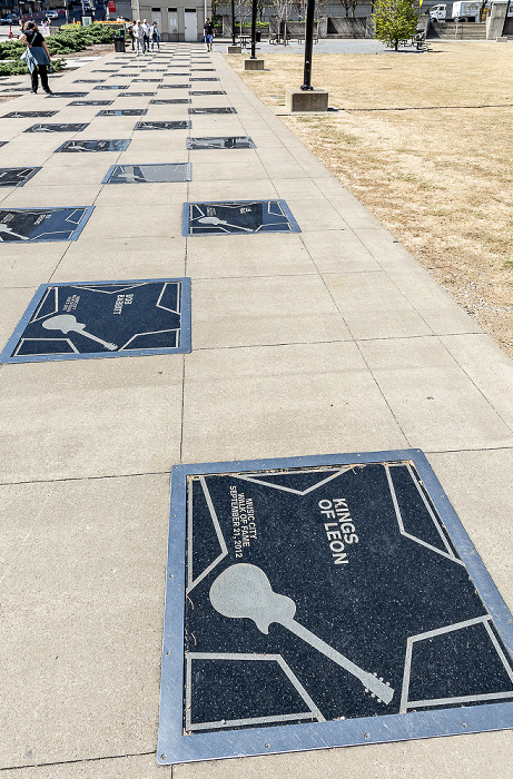 Music City Walk of Fame Park mit Plaketten von u.a. Kings of Leon Nashville