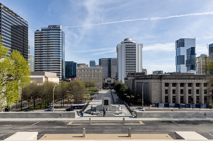 Blick vom Capitol Hill: Legislative Plaza Nashville