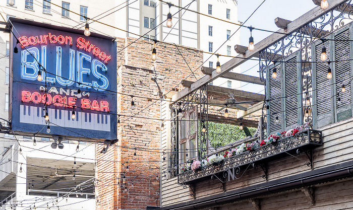 Printers Alley: Bourbon Street Blues & Boogie Bar Nashville