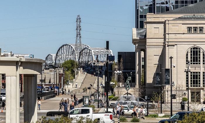 Symphony Place, Schermerhorn Symphony Center, John Seigenthaler Pedestrian Bridge Nashville