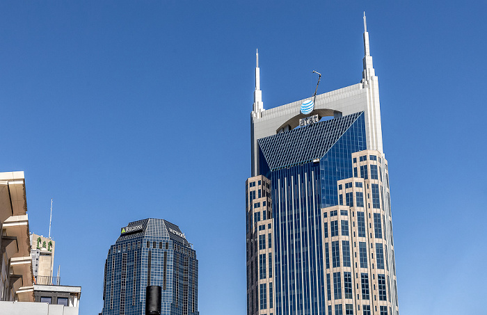 AT&T Building (rechts), One Nashville Place Nashville