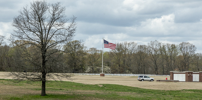 Tennessee State Veteran's Cemetery Henderson County (Tennessee)