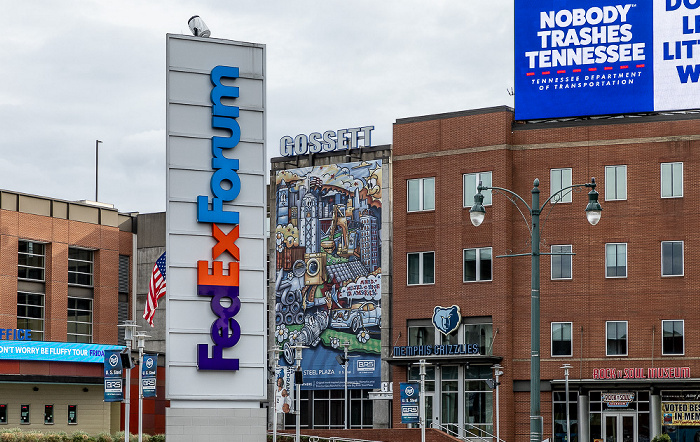 South B. B. King Boulevard: FedExForum Memphis