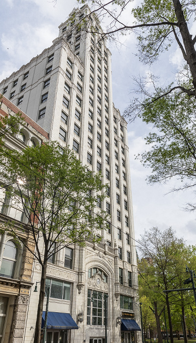 North Main Street:  Lincoln American Tower Memphis