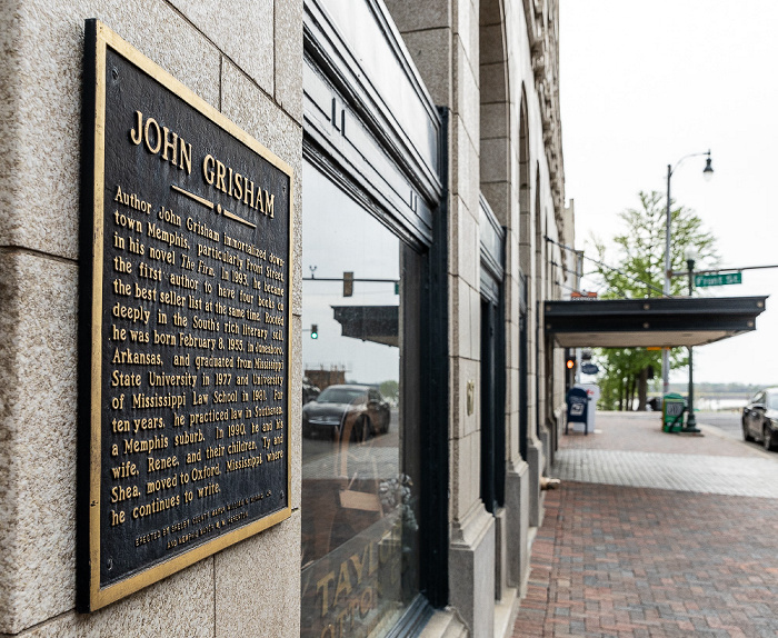 Union Avenue: Gedenktafel für John Grisham Memphis