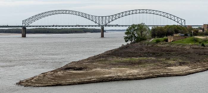 Mississippi River, Hernando de Soto Bridge und Mud Island River Park Memphis