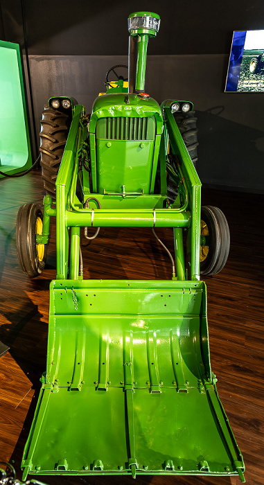 Elvis Presley's Memphis: Presley Motors Automobile Museum Memphis