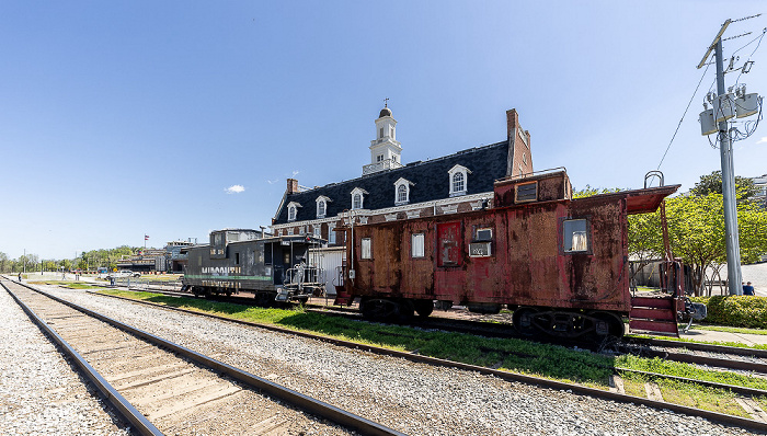 Vicksburg Southern Railroad: The Old Depot Museum Vicksburg