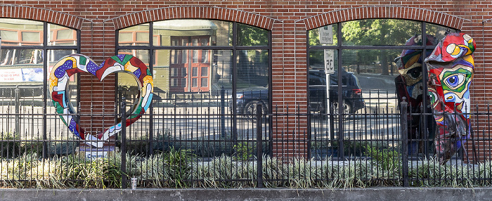 Blick aus der St Charles Streetcar: Saint Charles Avenue New Orleans