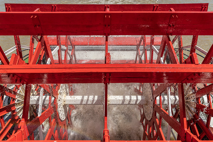 Steamboat Natchez: Paddlewheel New Orleans
