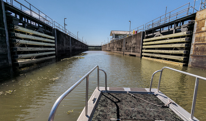Lower Atchafalaya River: Berwick Lock Atchafalaya National Heritage Area