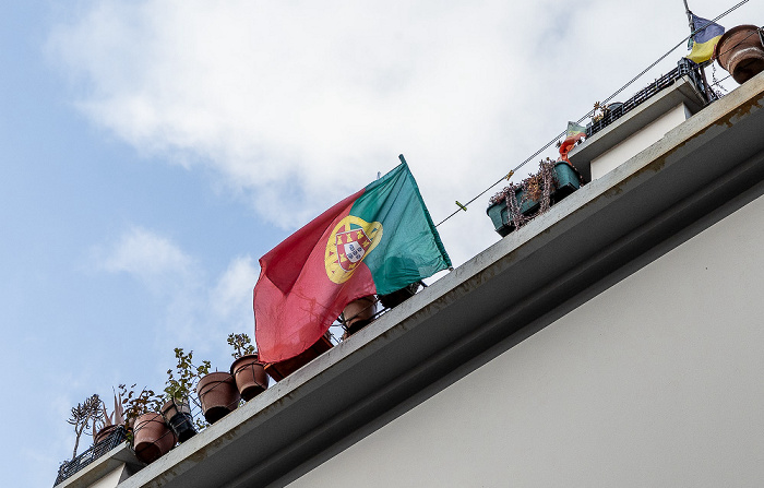 Zona Velha da Cidade: Rua de Santa Maria - Portugiesische Flagge Funchal
