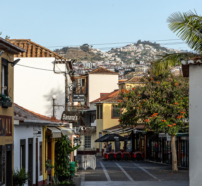 Zona Velha da Cidade: Largo do Corpo Santo Funchal