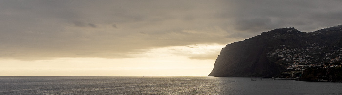Blick vom Doca do Cavacas: Atlantik, Monumento Natural do Cabo Girão Funchal