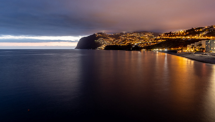 Blick vom Doca do Cavacas: Atlantik, Monumento Natural do Cabo Girão, Câmara de Lobos Funchal