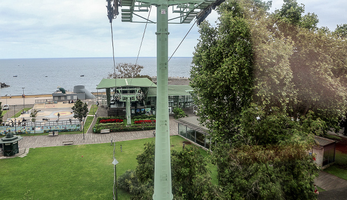 Blick aus der Teleférico do Funchal Funchal