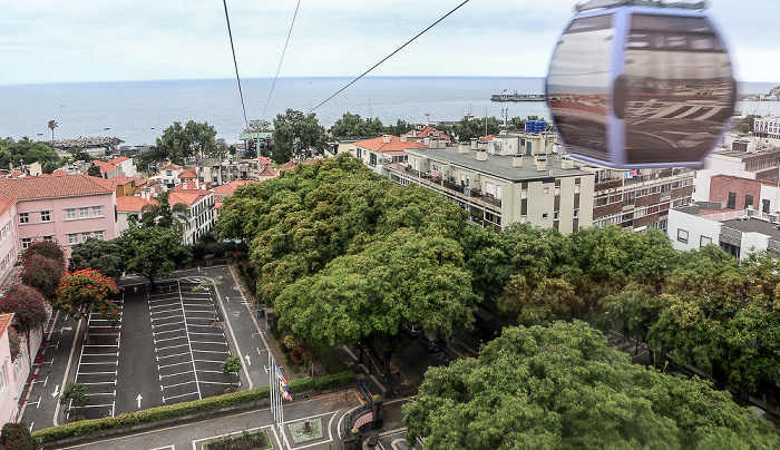 Blick aus der Teleférico do Funchal Funchal