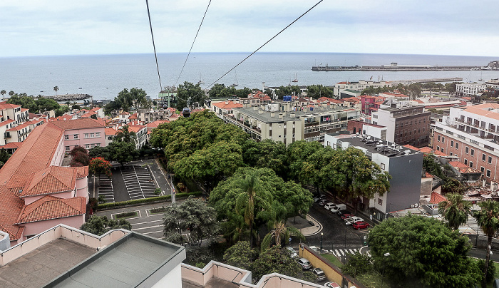 Blick aus der Teleférico do Funchal Funchal