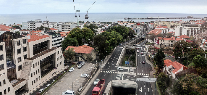 Blick aus der Teleférico do Funchal Funchal