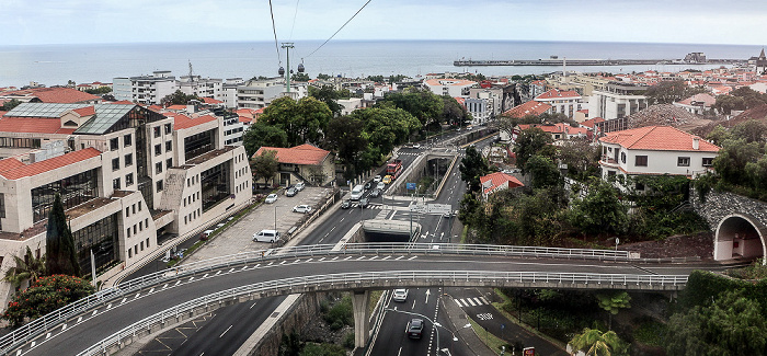 Blick aus der Teleférico do Funchal Funchal