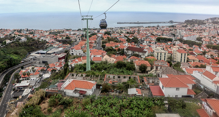 Blick aus der Teleférico do Funchal Funchal