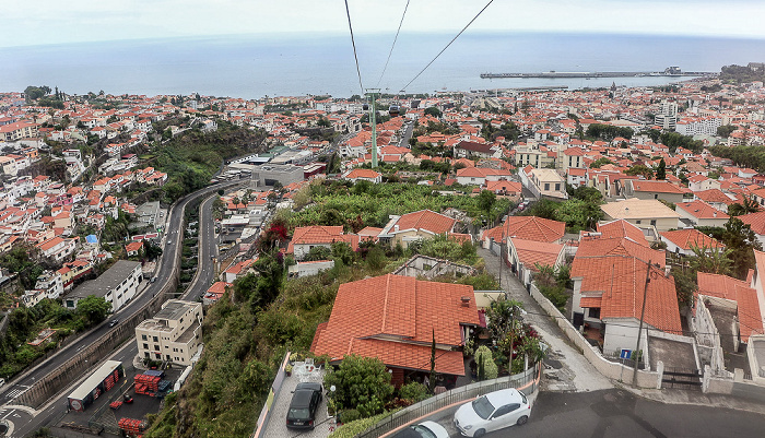 Blick aus der Teleférico do Funchal Funchal