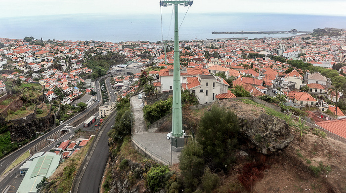 Blick aus der Teleférico do Funchal Funchal