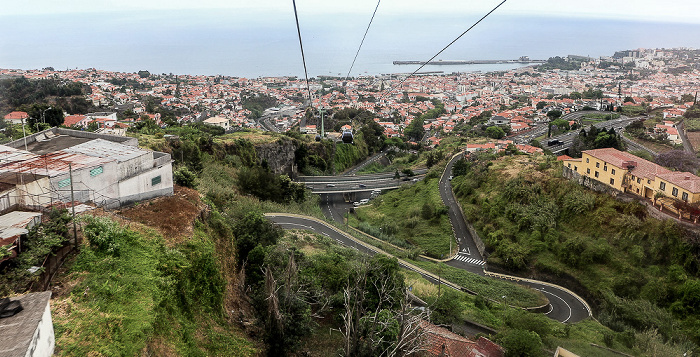 Blick aus der Teleférico do Funchal Funchal