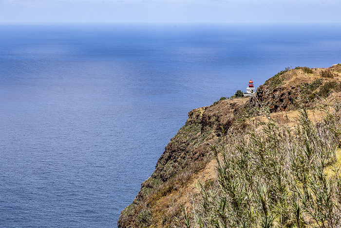 Blick vom Miradouro do Fio: Farol da Ponta do Pargo, Atlantik Ponta do Pargo