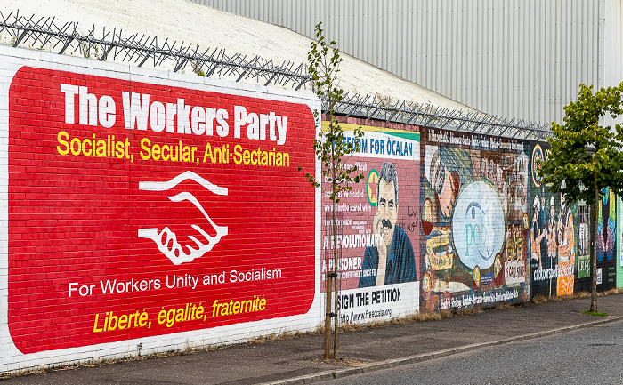 West Belfast: Northumberland Street - Street Art Belfast