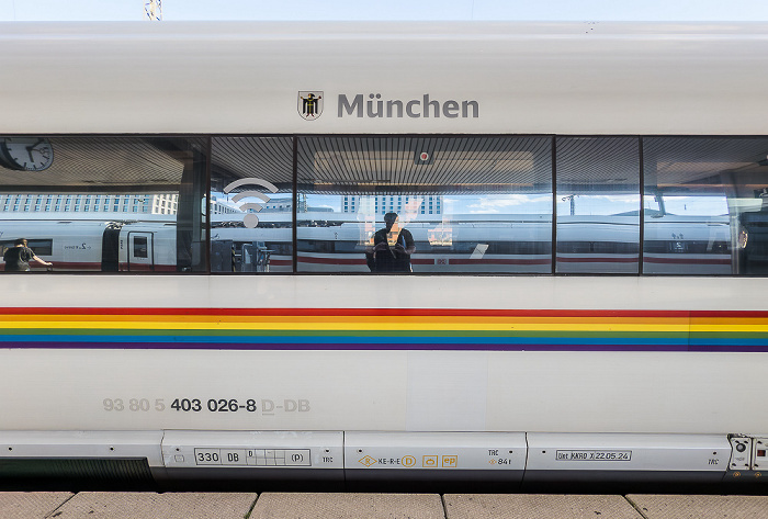 Hauptbahnhof: ICE München Nürnberg - München Nürnberg