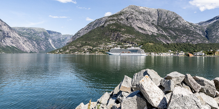 Eidfjorden (Hardangerfjord) Eidfjord