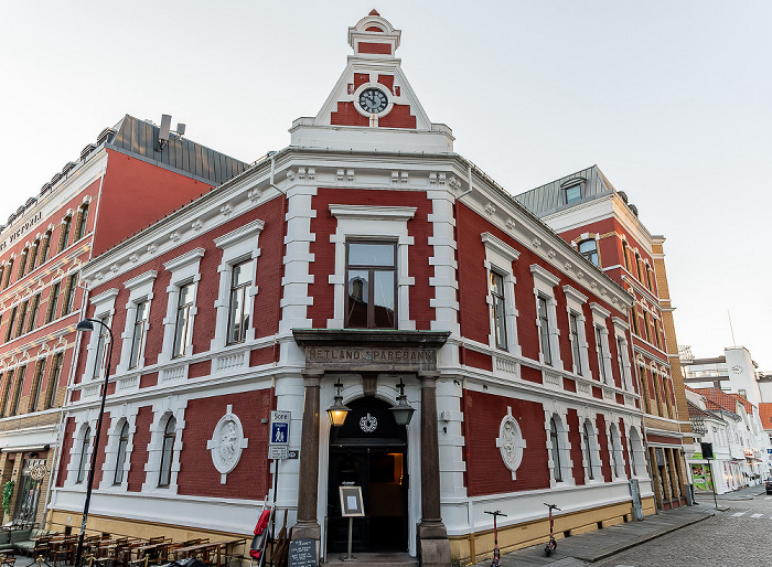 Øvre Holmegate / Valberggata: Victoria Hotel Stavanger