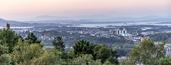 Blick vom Ullandhaugtårnet: Stadtzentrum Stavanger