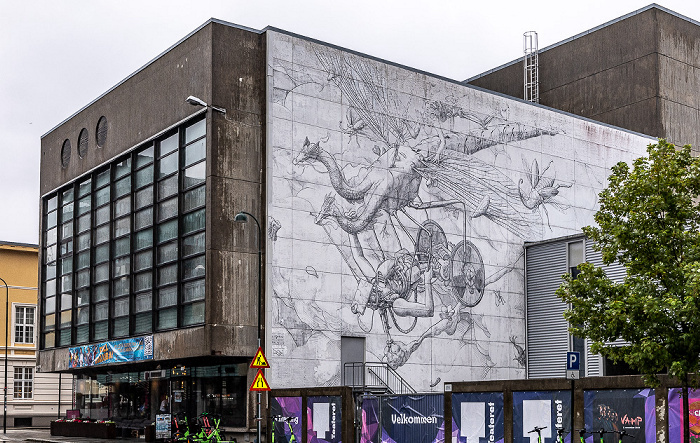 Vestre Strandgate: Teateret - Street Art Kristiansand