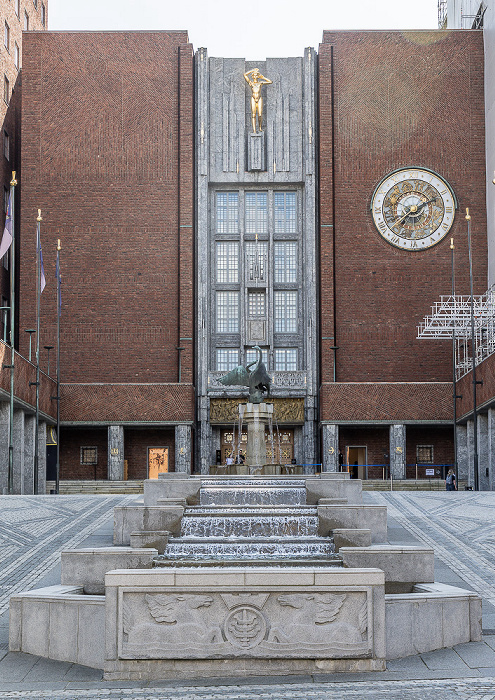 Fridtjof Nansens plass: Oslo rådhus (Rathaus von Oslo) Oslo