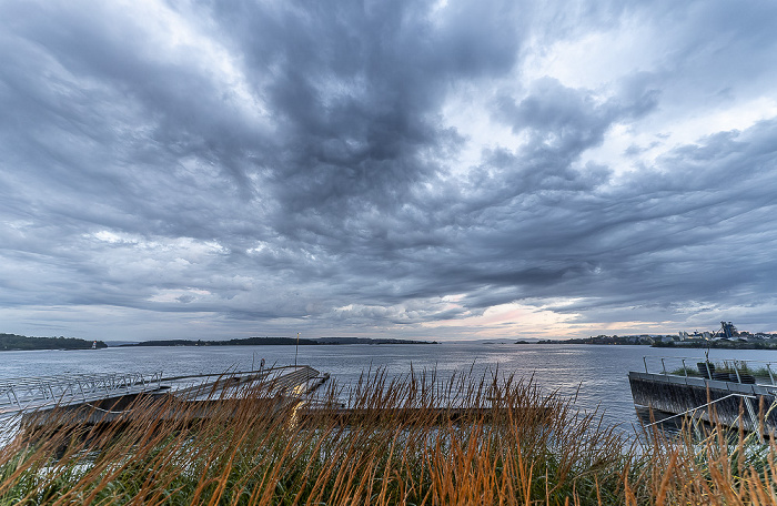 Blick von Tjuvholmen: Oslofjord Oslo