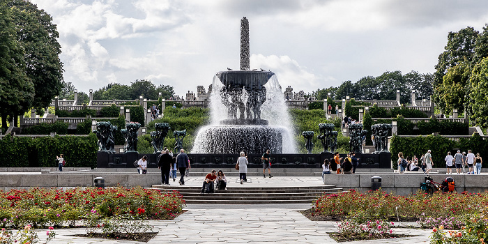 Frognerparken: Vigeland-Skulpturenpark (Vigelandsparken) mit der Fontenen i Vigelandsanlegget Oslo