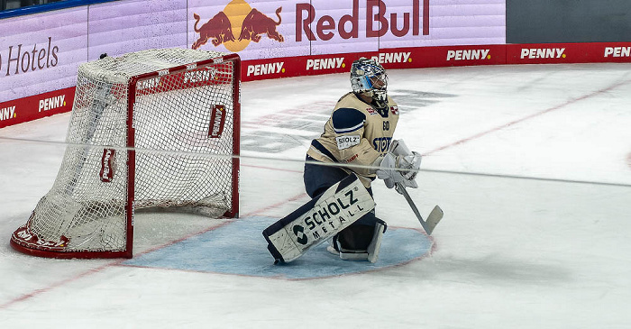 SAP Garden: EHC Red Bull München - Schwenninger Wild Wings