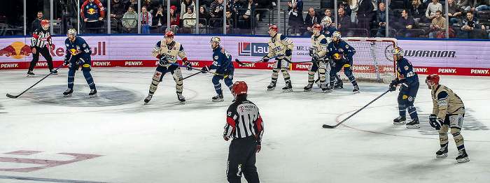 SAP Garden: EHC Red Bull München - Schwenninger Wild Wings