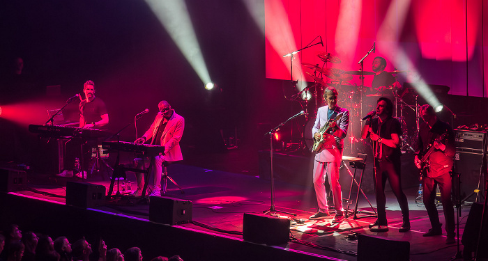 Circus Krone: Mike and the Mechanics München