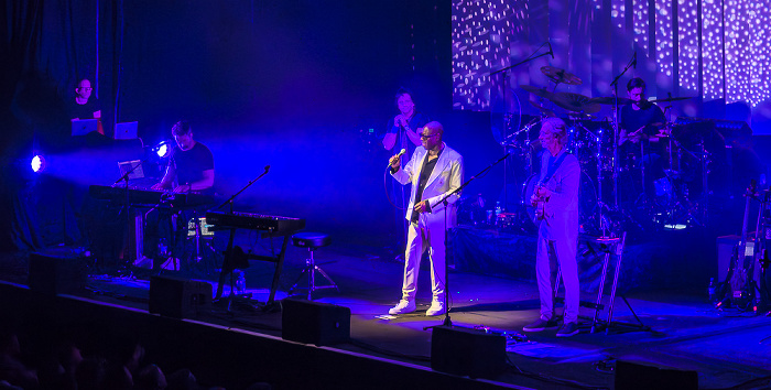 Circus Krone: Mike and the Mechanics München