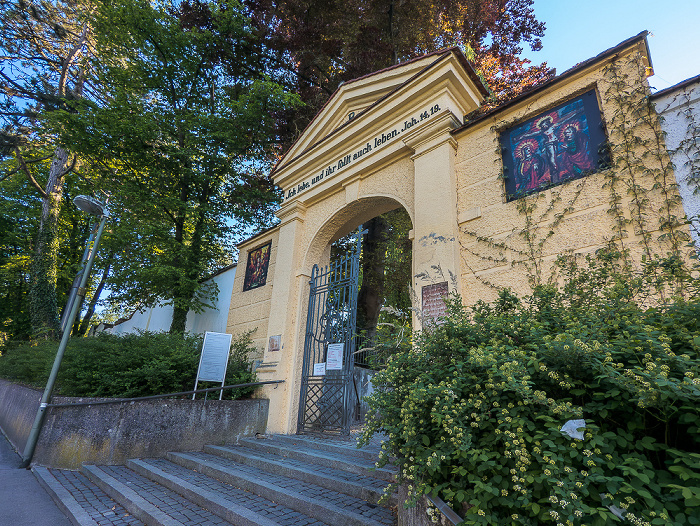 Haunstetter Straße: Eingang Protestantischer Friedhof Augsburg