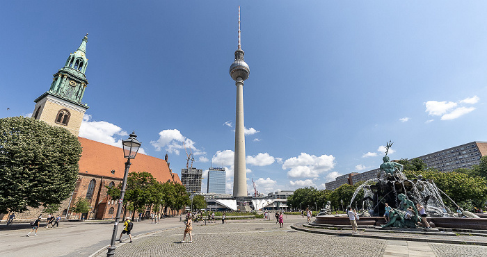 Marienkirche, Fernsehturm, Neptunbrunnen Berlin